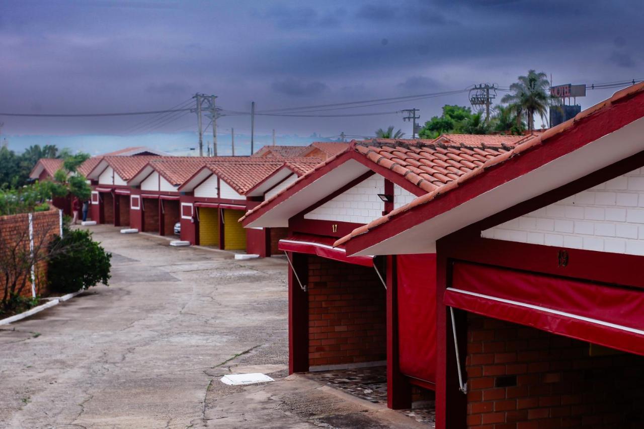 Hotel E Motel Madrugada Itu Exteriér fotografie